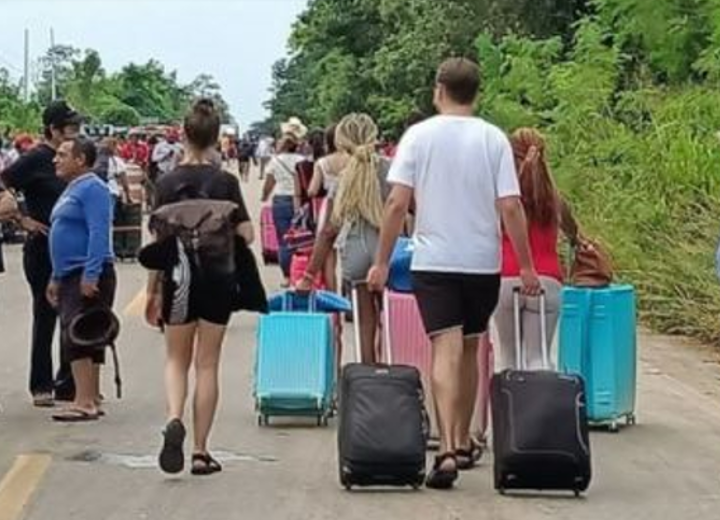 Bloqueo turistas Holbox