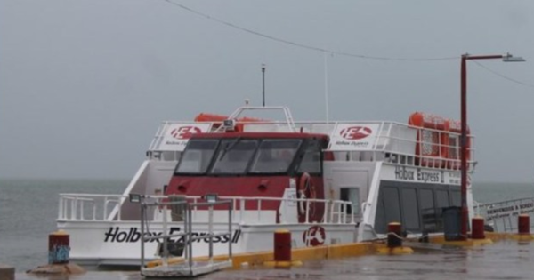 Cierre a la navegación en Holbox por Frente Frío