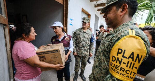 Gobernadora Mara Lezama apoya a las familias de Holbox afectadas por las lluvias