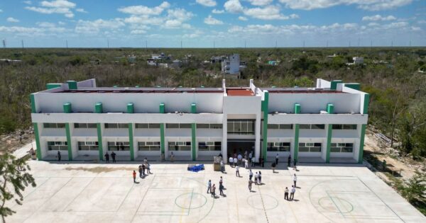 Primera Universidad Pública en Tulum abre sus puertas