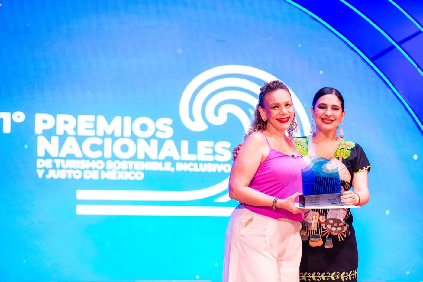 Celebran en Playa del Carmen los 'Premios nacionales de turismo sostenible, inclusivo y justo'