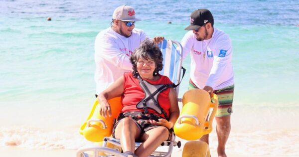 Isla Mujeres avanza en la inclusión con playas accesibles