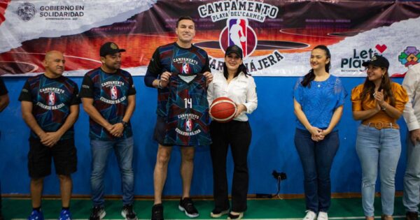 Playa del Carmen recibe a Eduardo Nájera, inspiración y legado en el deporte