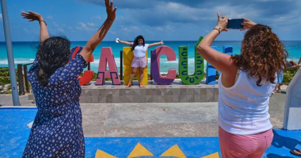 Tulum y Cancún, destinos líderes nacionales en turismo femenino internacional