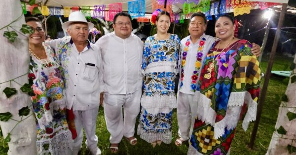Unión familiar con festividades del Cedral en Cozumel