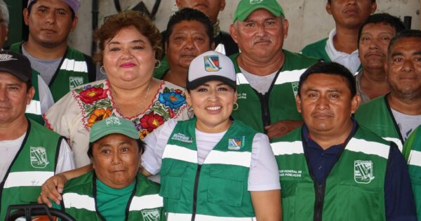 Entregan herramientas a personal de Leona Vicario